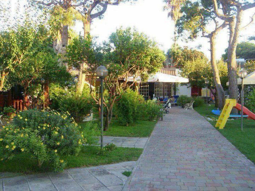 Bed and Breakfast Casina Delle Arti San Cataldo  Zewnętrze zdjęcie